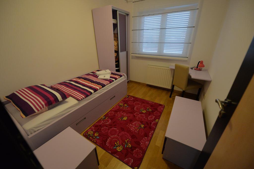 Apartmani Spoljar Zupanja Exterior foto